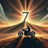夕焼けの幻想的な風景に浮かぶ「7」の光を背に、高級バイクにまたがるライダーのシルエット
